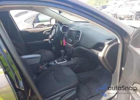 2017 Jeep Cherokee Latitude 4X4 from USA, damaged, VIN 1C4PJMCB9HW543369